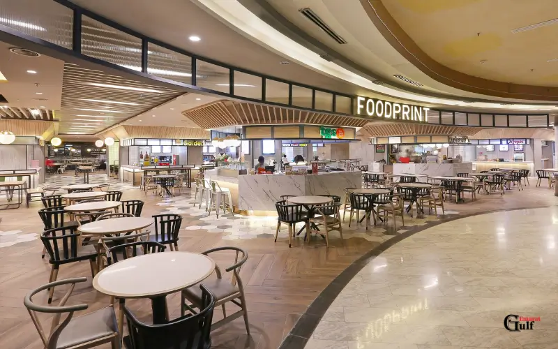 Dining Options and Food Court Culture