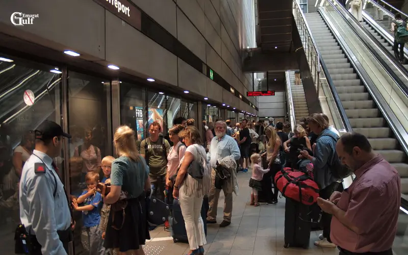 Peak Hours and Best Travel Time