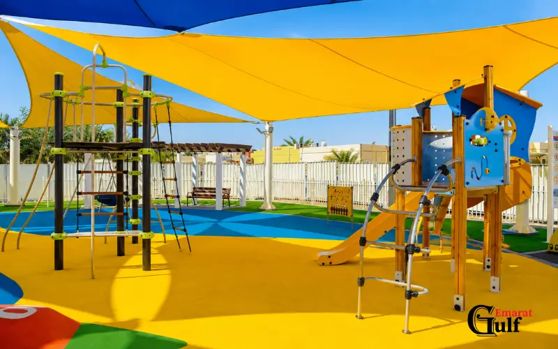 Children's play area
